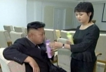 朝鲜电视台播放金正恩与夫人亲密画面