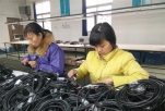 杨河镇：“家门口”工厂上班更轻松